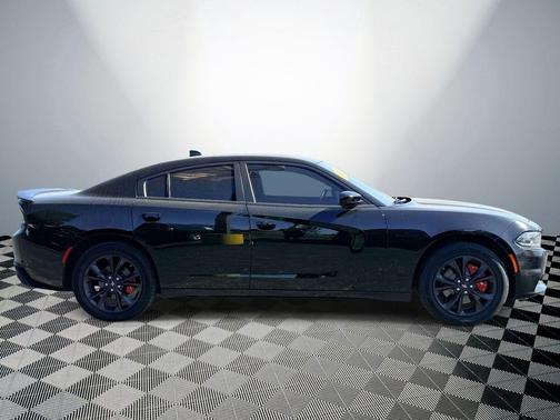 Pitch Black Clearcoat 2023 Dodge Charger SXT