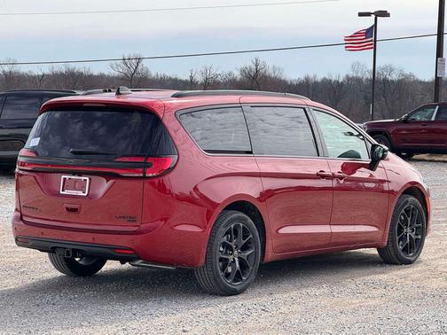2026 Chrysler Pacifica Limited