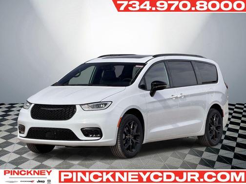 Bright White Clearcoat 2026 Chrysler Pacifica Limited