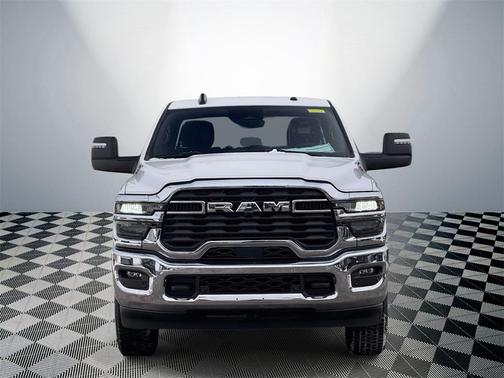 2025 RAM 2500 Big Horn Crew Cab 4x4 6'4' Box