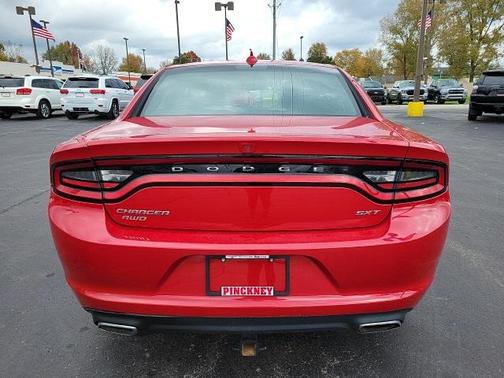 2016 Dodge Charger SXT