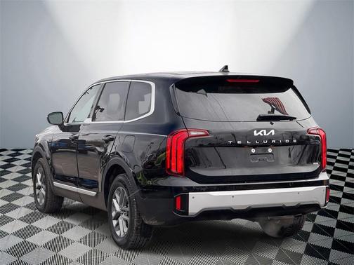 2024 Kia Telluride LX