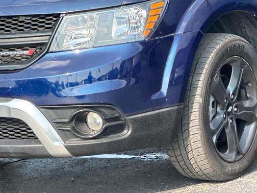 2020 Dodge Journey Crossroad