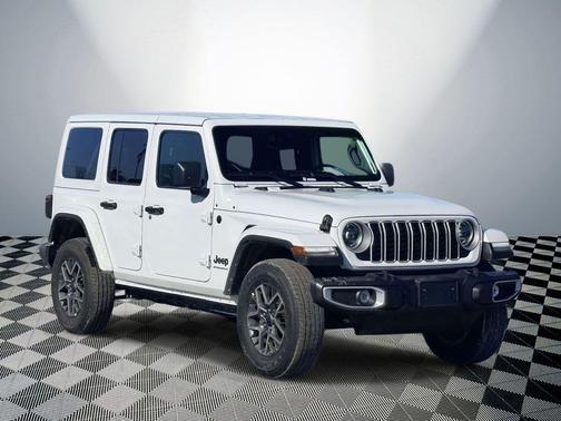 2025 Jeep Wrangler 4-Door Sahara 4x4