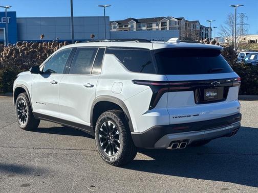 Polar White 2026 Chevrolet Traverse Z71