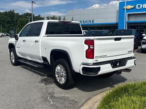 Summit White 2023 Chevrolet Silverado 2500 High Country
