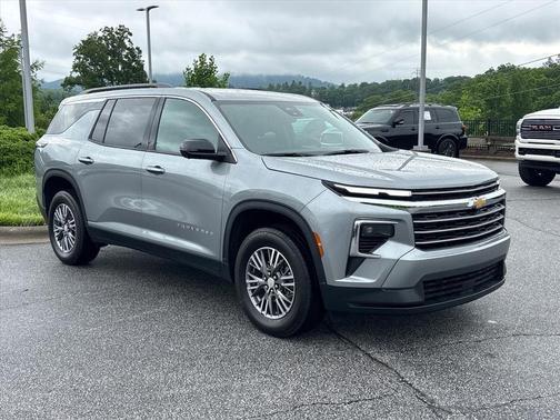 Sterling Gray Metallic 2026 Chevrolet Traverse LT