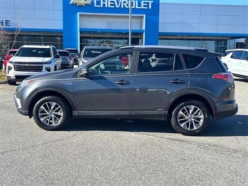 2017 Toyota RAV4 Hybrid XLE