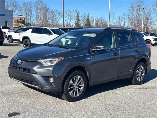 2017 Toyota RAV4 Hybrid XLE