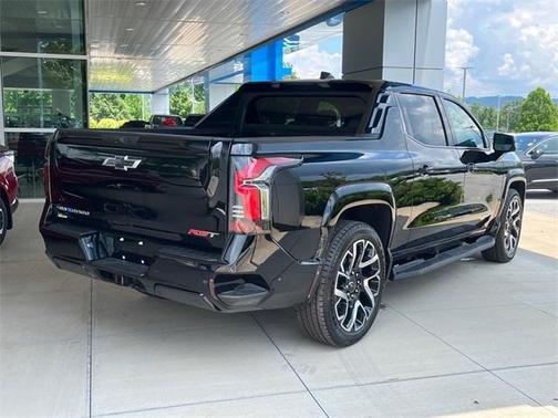 2024 Chevrolet Silverado EV RST