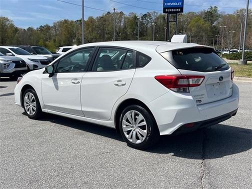2019 Subaru Impreza 2.0i