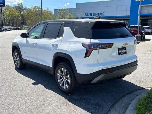 Summit White 2026 Chevrolet Equinox LT