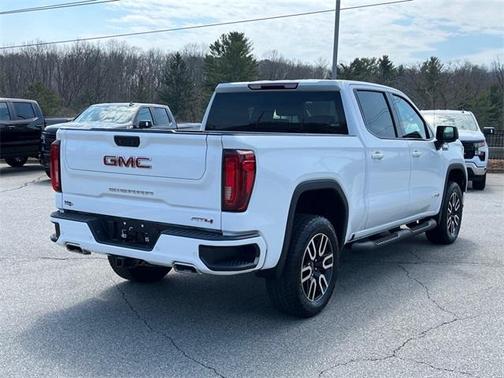 2023 GMC Sierra 1500 AT4