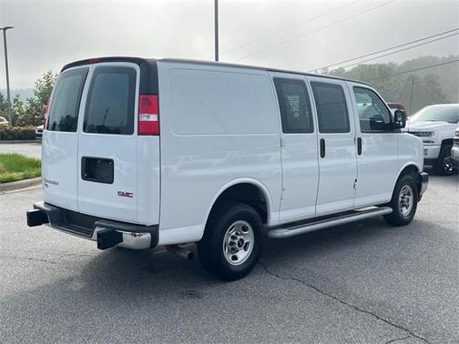2023 GMC Savana 2500 Work Van