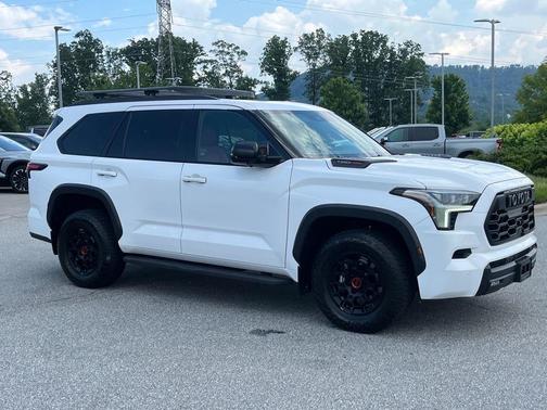 Ice 2023 Toyota Sequoia TRD Pro