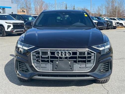 2020 Audi Q8 55 Premium Plus