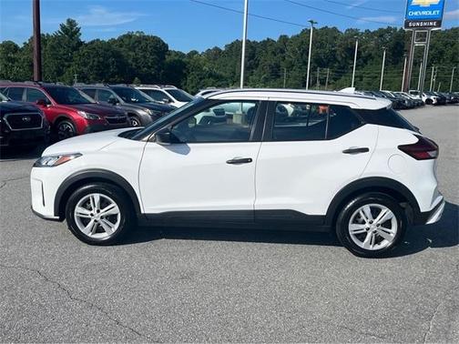 2021 Nissan Kicks S