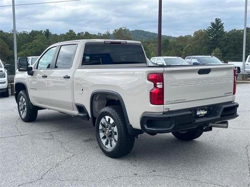 2026 Chevrolet Silverado 2500 Custom