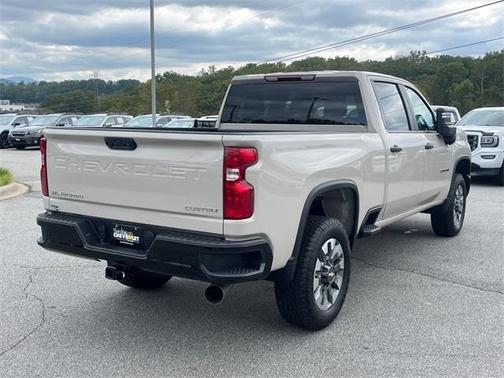 2026 Chevrolet Silverado 2500 Custom