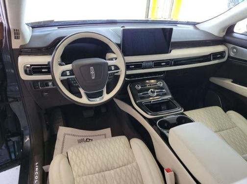 2021 Lincoln Nautilus Black Label