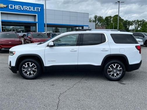 2023 GMC Acadia SLT