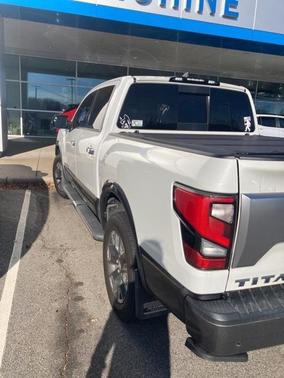 2023 Nissan Titan Platinum Reserve