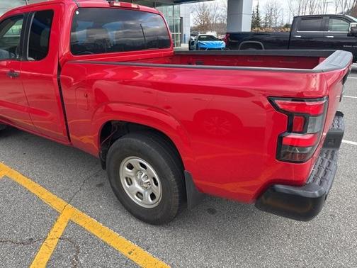 2022 Nissan Frontier S