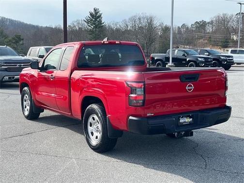 2022 Nissan Frontier S