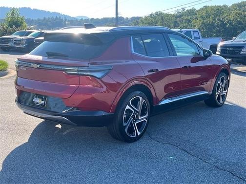 2025 Chevrolet Equinox EV LT 2