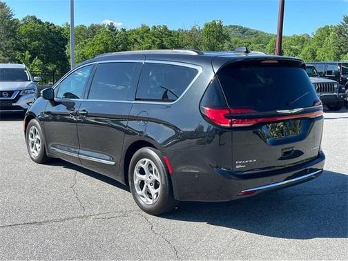 2022 Chrysler Pacifica Limited