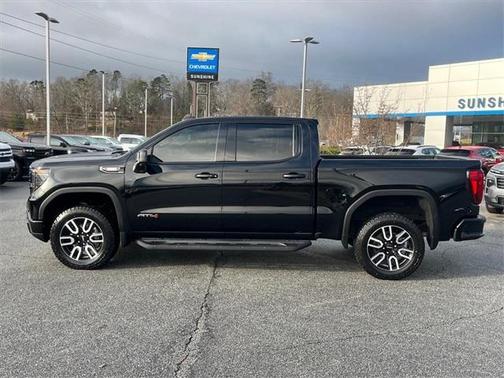 2023 GMC Sierra 1500 AT4