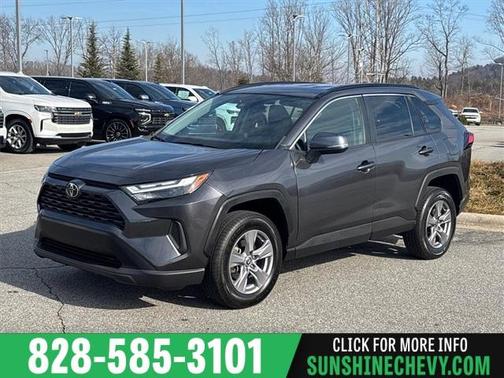2022 Toyota RAV4 XLE