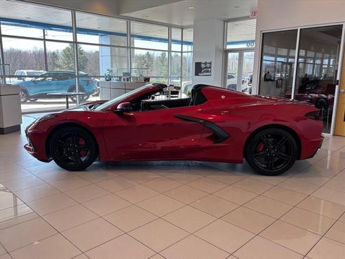 Red Mist Metallic Tintcoat 2026 Chevrolet Corvette Stingray w/2LT