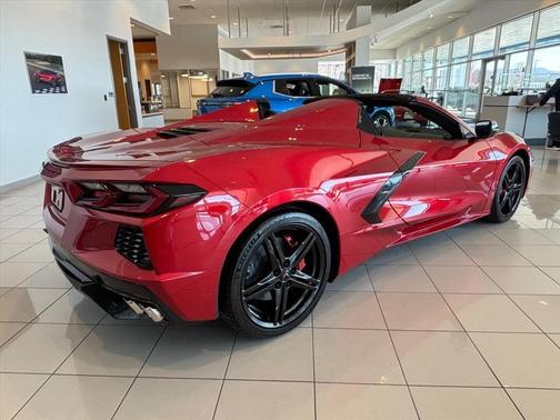 Red Mist Metallic Tintcoat 2026 Chevrolet Corvette Stingray w/2LT