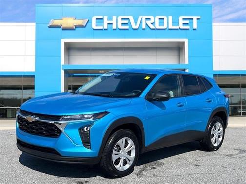 2025 Chevrolet Trax LS