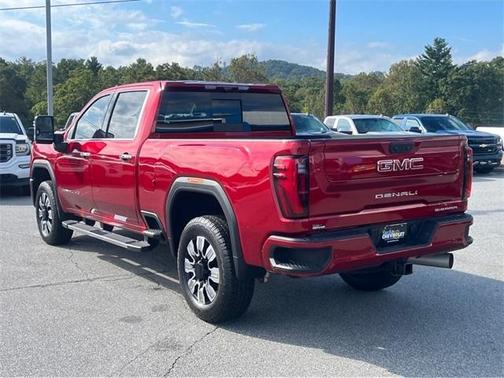 2024 GMC Sierra 2500 Denali