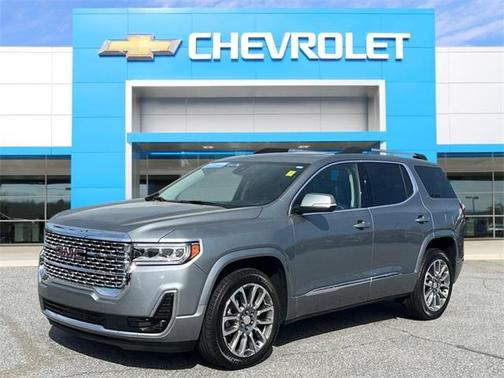 2023 GMC Acadia Denali