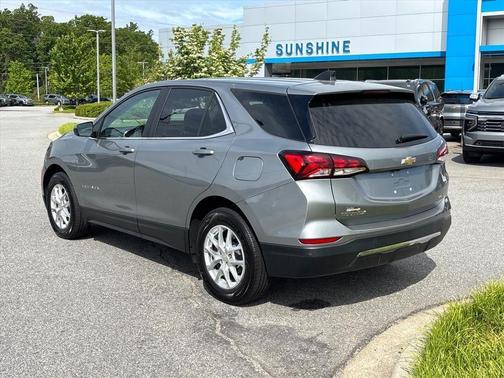 Sterling Gray Metallic 2023 Chevrolet Equinox 2LT