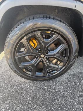 2023 Rivian R1S Adventure Quad Motor Large Pack