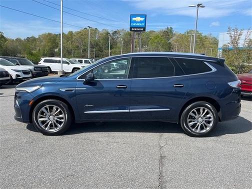 2022 Buick Enclave Avenir