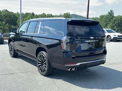 2025 Chevrolet Suburban High Country