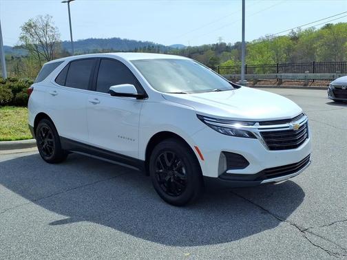 Iridescent Pearl Tricoat 2022 Chevrolet Equinox 1LT