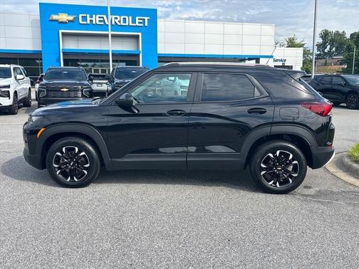 Mosaic Black Metallic 2023 Chevrolet Trailblazer LT