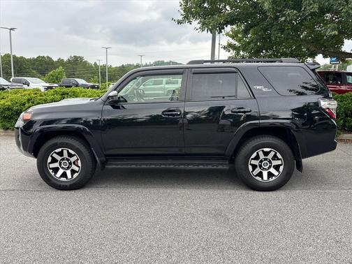 Midnight Black Metallic 2019 Toyota 4Runner Sport