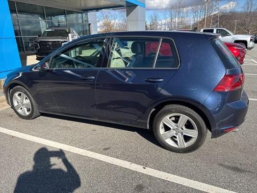 2015 Volkswagen Golf TDI S 4-Door