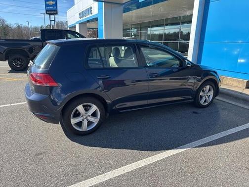 2015 Volkswagen Golf TDI S 4-Door