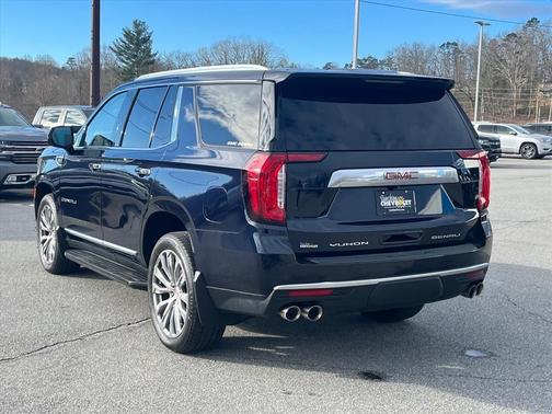 Midnight Blue Metallic 2021 GMC Yukon Denali
