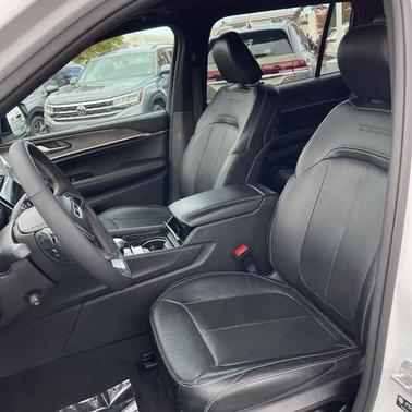 2024 Jeep Grand Cherokee L Overland