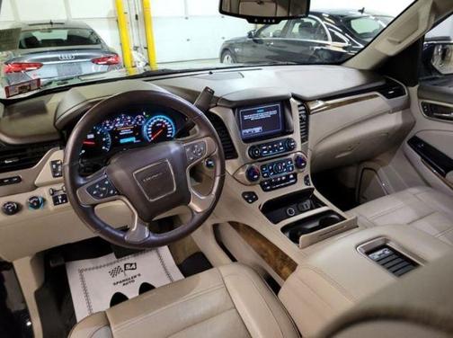 2017 GMC Yukon XL Denali