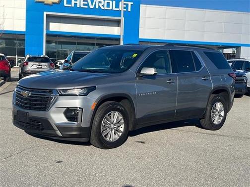 2023 Chevrolet Traverse LT Cloth